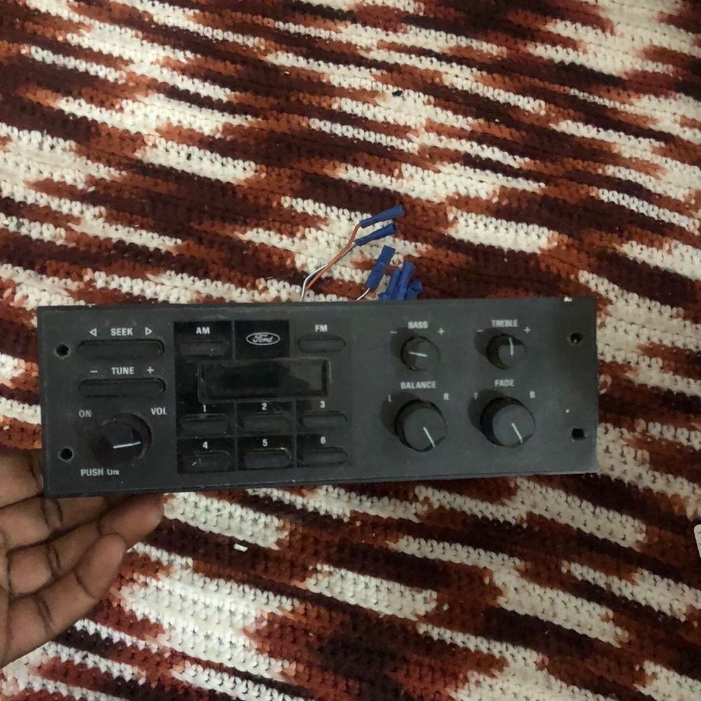 1989-92 Ford F-Series Bronco OEM Original Dash am fm Radio Stereo Fonf-19B131-AA